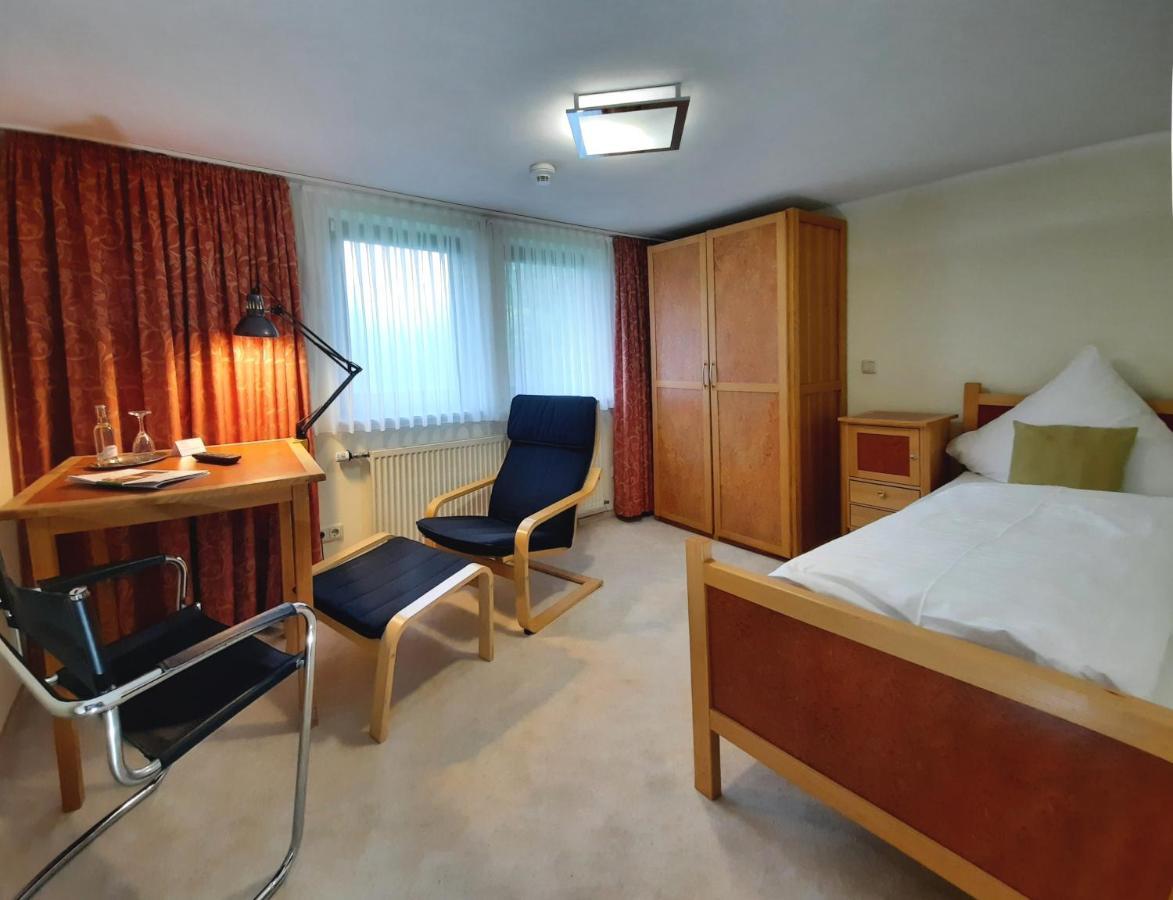 Hotel Vier Spitzen Lauenforde Екстер'єр фото
