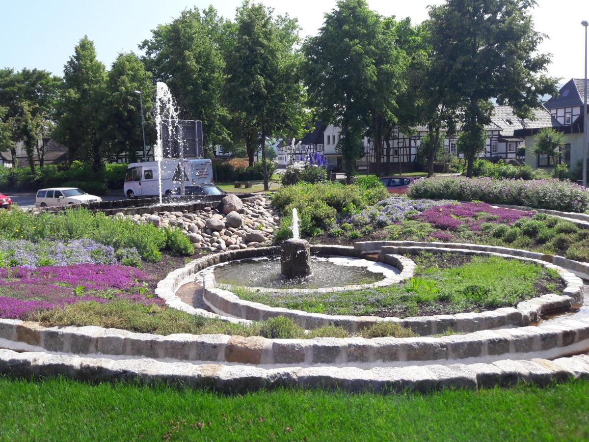 Hotel Vier Spitzen Lauenforde Екстер'єр фото