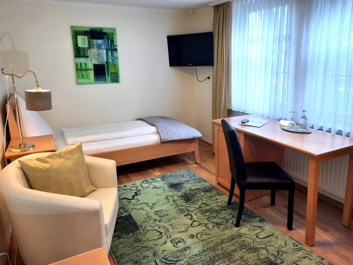 Hotel Vier Spitzen Lauenforde Екстер'єр фото